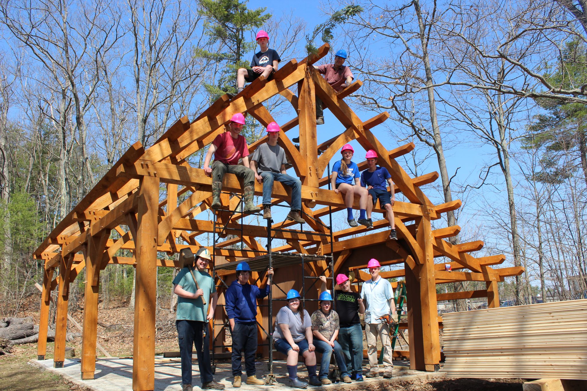 Timber Framing Class Raises 2nd Phase of Outdoor Classroom Timber Framing Class Raises 2nd Phase of Outdoor Classroom
